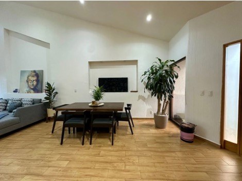 VENDO CASA EN CHILUCA · 3