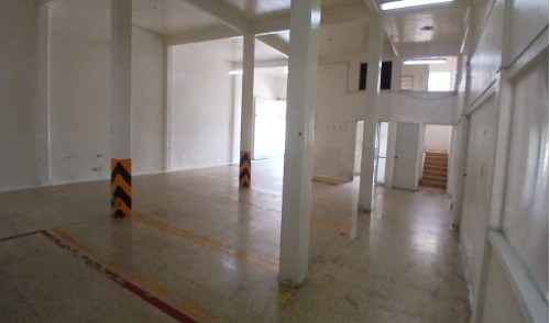 BODEGA EN RENTA · 3